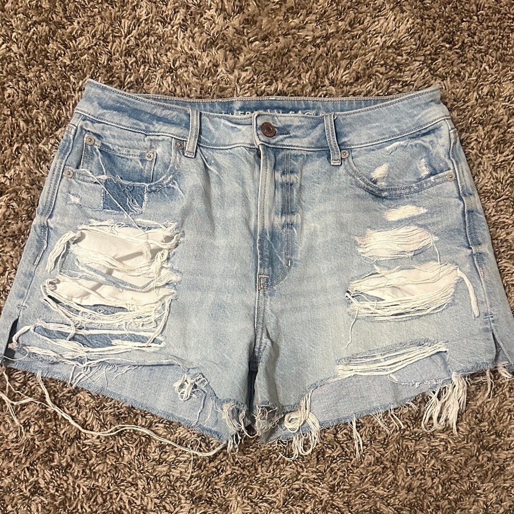 American Eagle Tom Girl Distressed Jean Denim Shorts Size 8